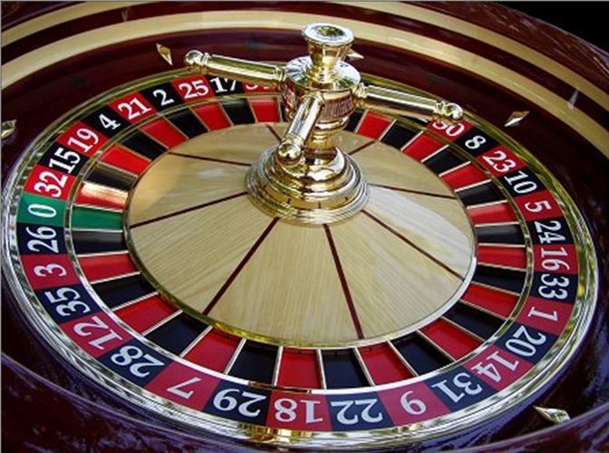 PG Slot کھلاڑیوں کے لیے لائیو کیسینو سیکشن
